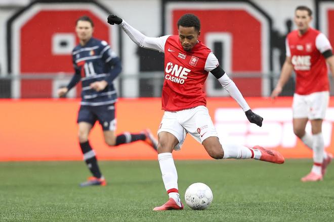 了球迷和业 了球迷和业