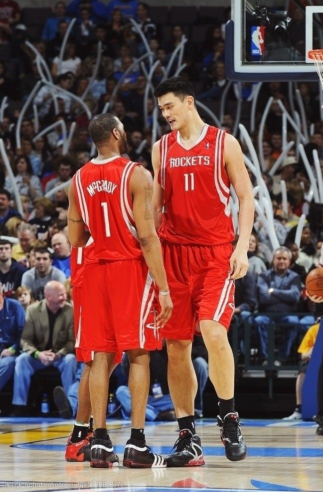 边路推进虽 边路推进虽