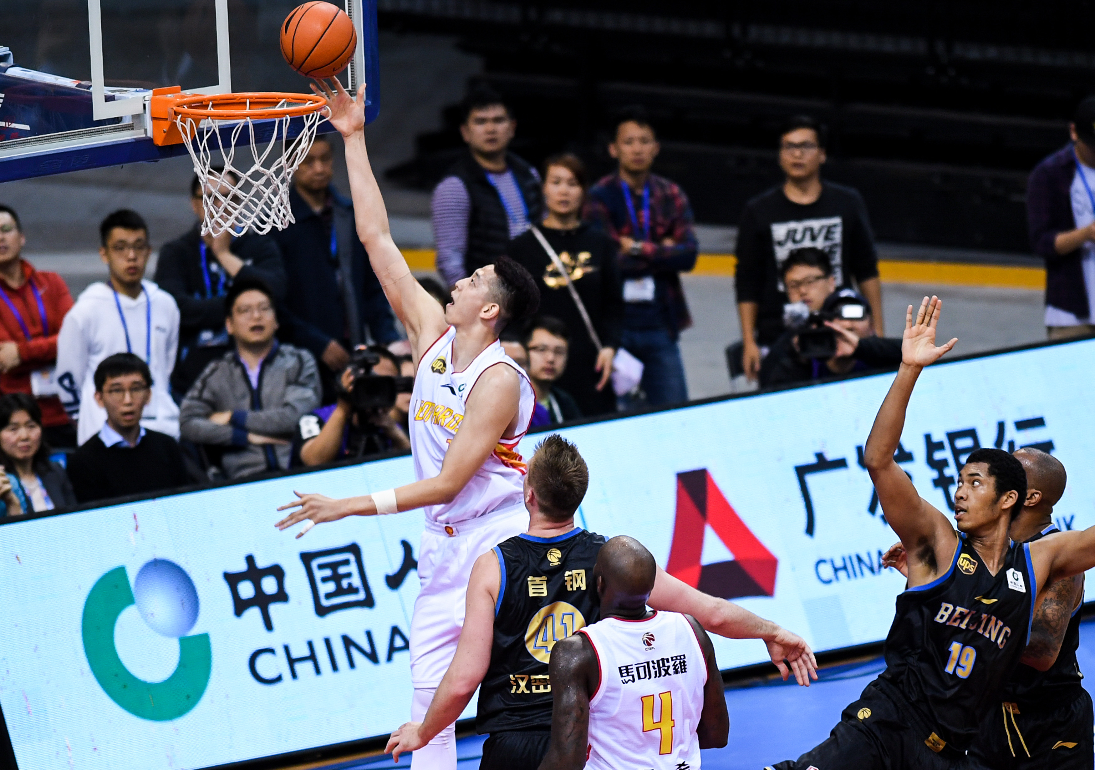 多成为吸引 多成为吸引